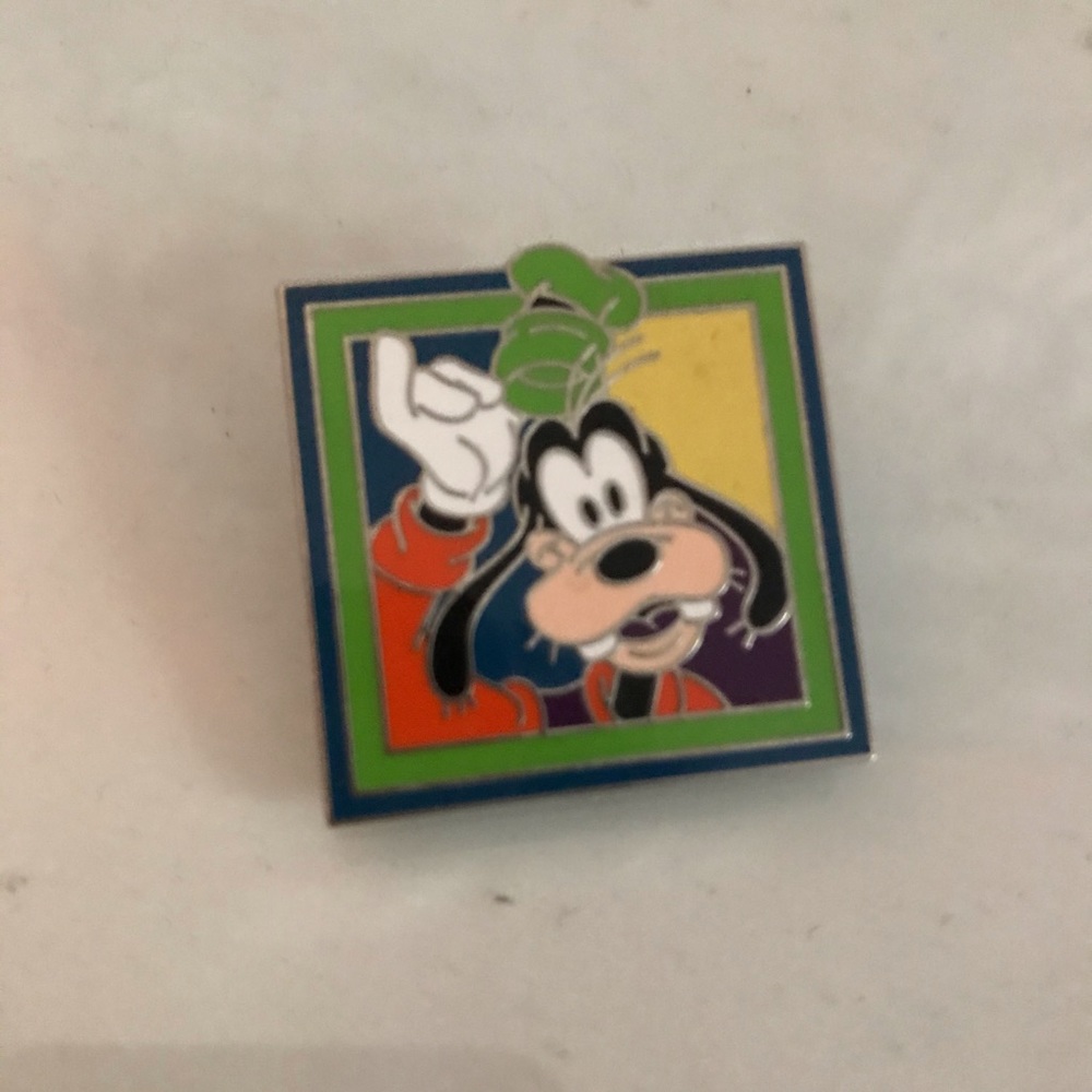 Disney pin